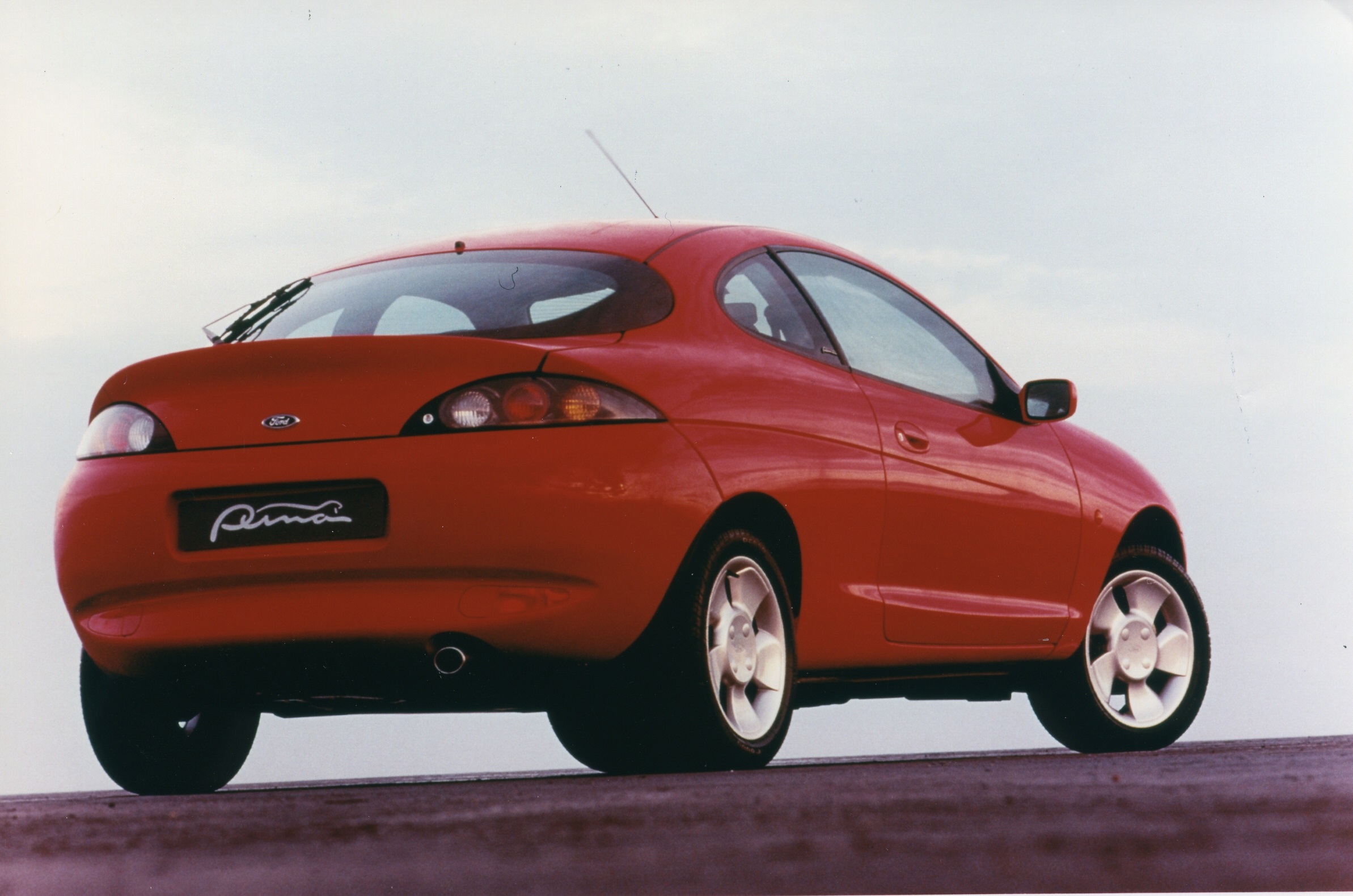 FORD PUMA - Futura Car